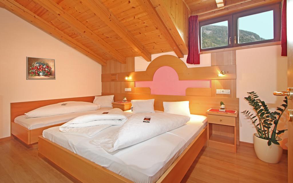 Obermairhof Apartment San Giacomo  Room photo