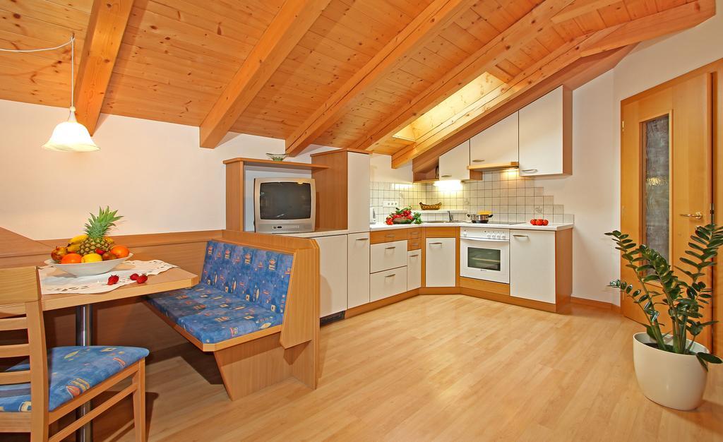 Obermairhof Apartment San Giacomo  Room photo